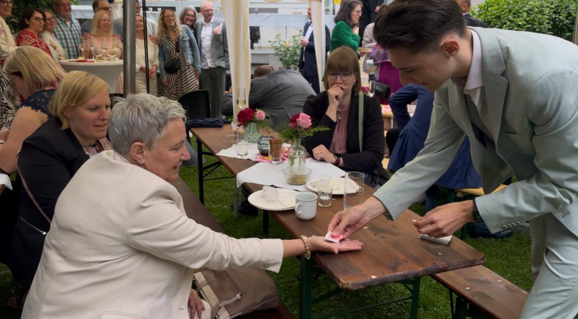 Magie direkt in den Händen der Gäste